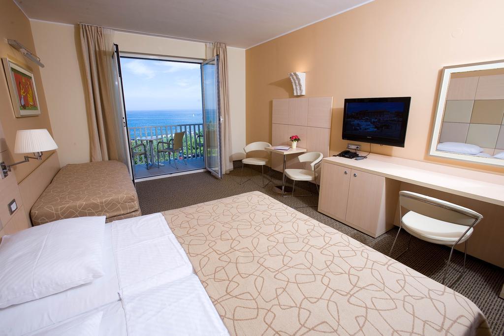 Hotel Mirta - San Simon Resort Izola Bilik gambar